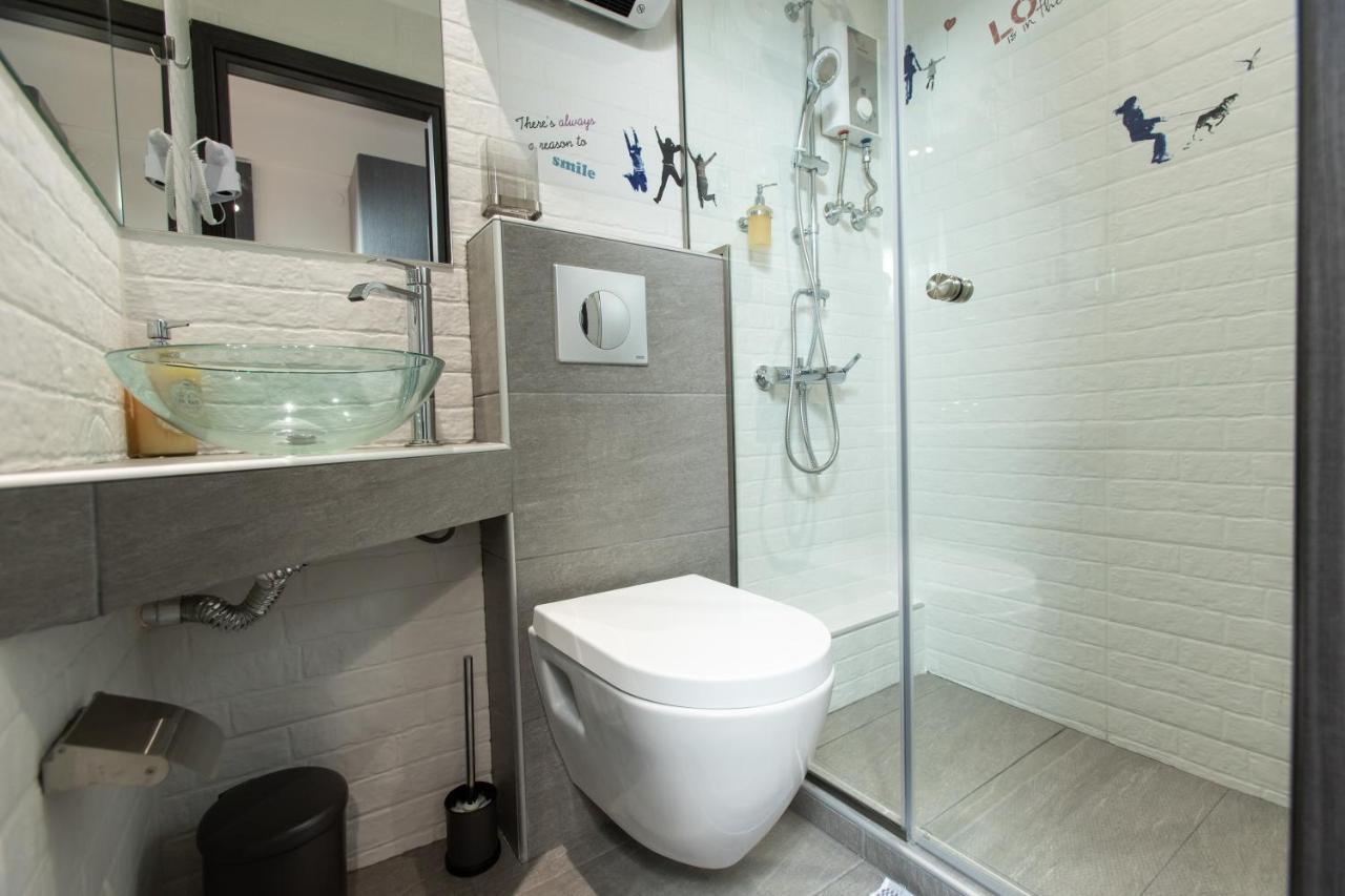 Downtown Luxury Boutique Suites : The Yellow Suite Thessaloníki Eksteriør billede