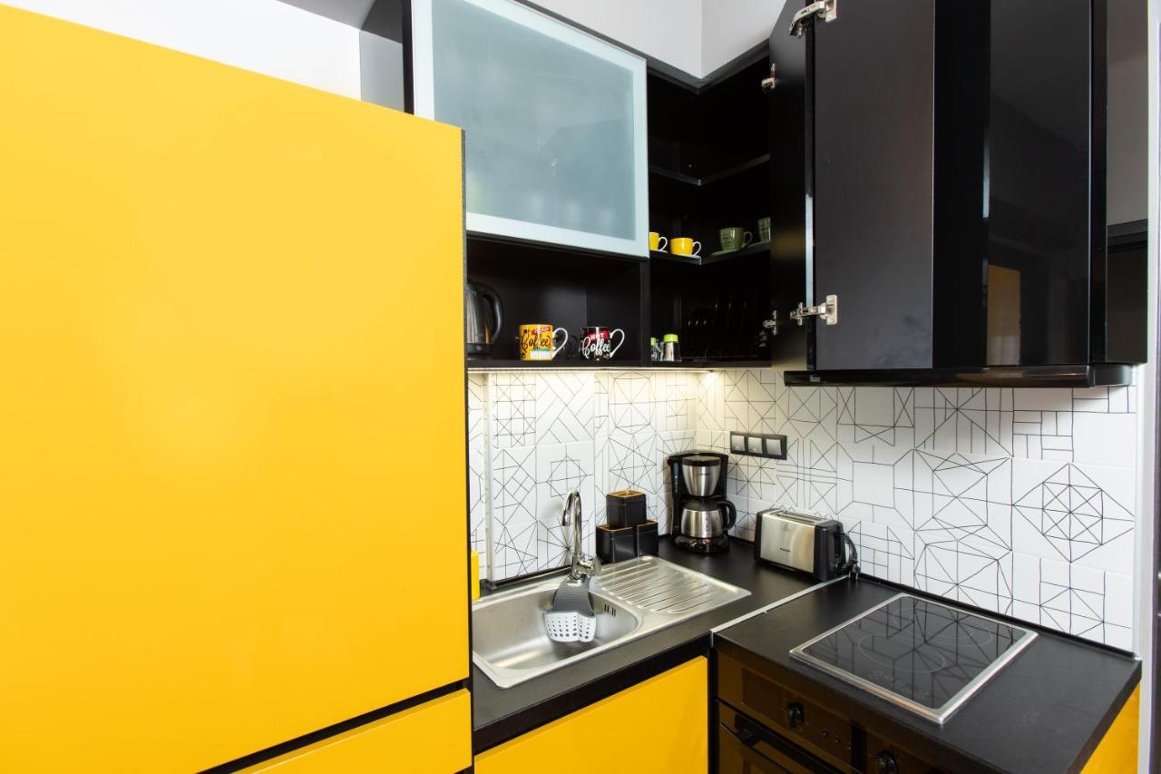 Downtown Luxury Boutique Suites : The Yellow Suite Thessaloníki Eksteriør billede