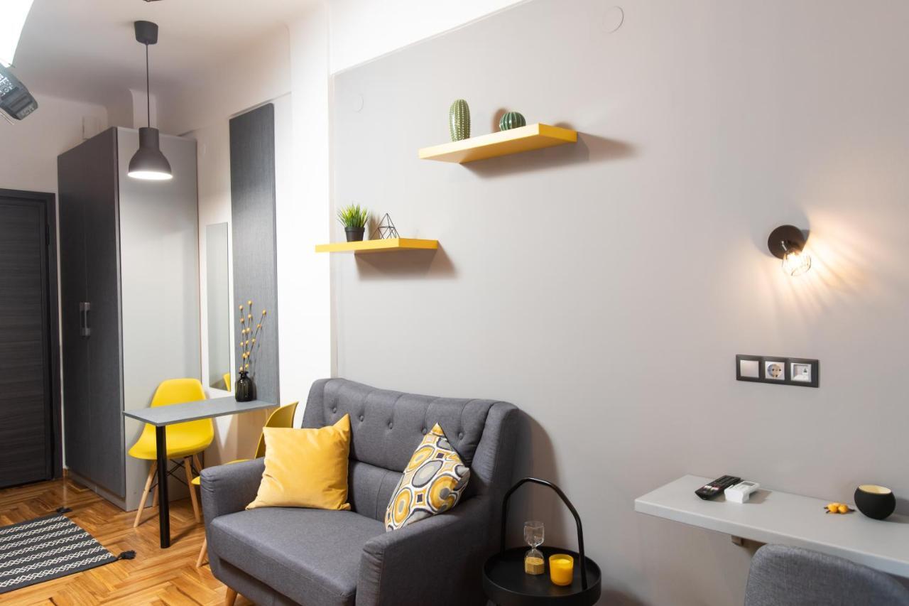 Downtown Luxury Boutique Suites : The Yellow Suite Thessaloníki Eksteriør billede